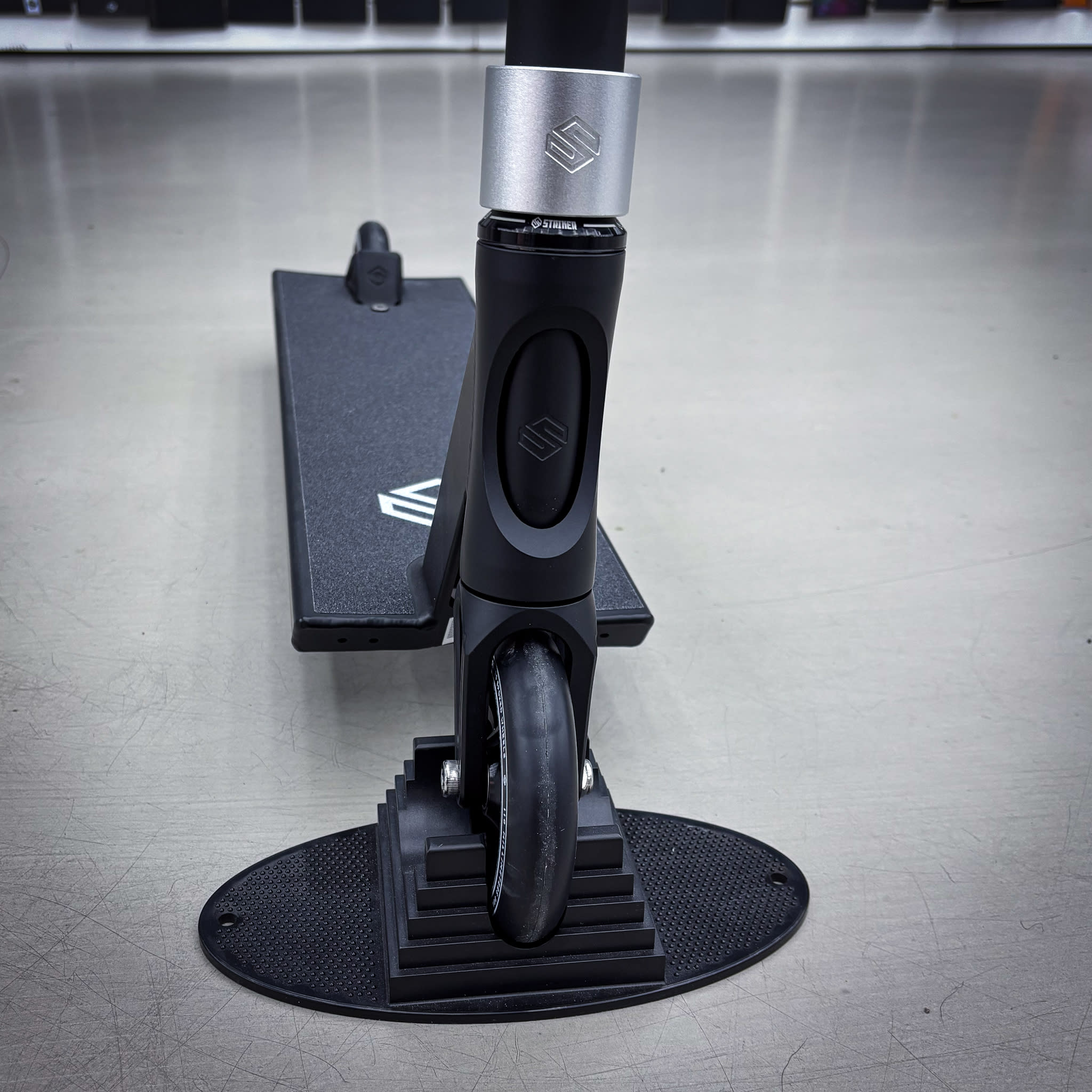 Striker Street Custom Løbehjul - Black/Silver-ScootWorld.dk